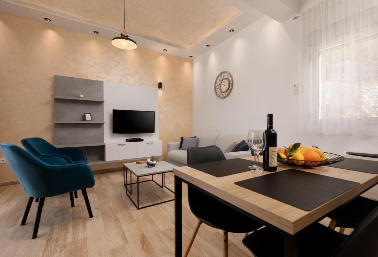 Bonintro Lux Apartment Kotor Exterior foto